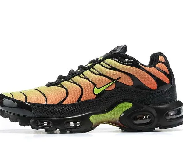 AIR MAX PLUS TN ‘VOLT SOLAR RED’